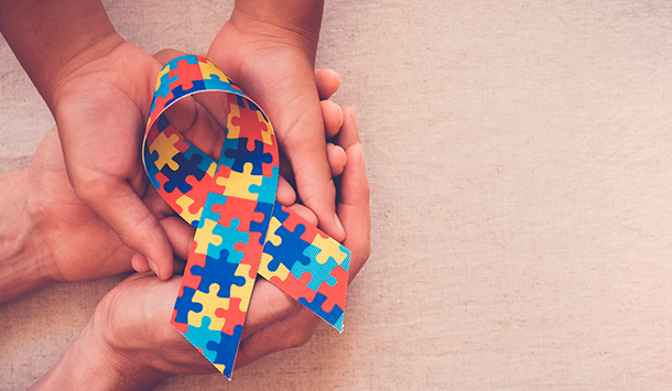  Os desafios diários de uma pessoa autista na periferia brasileira